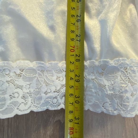 Vintage 1970s Victoria's Secret White Lace Bridal Shapewear Slip Union Made Sz L - Picture 9 of 10